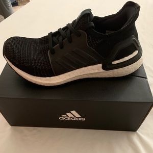 Barely used adidas ultraboost 20